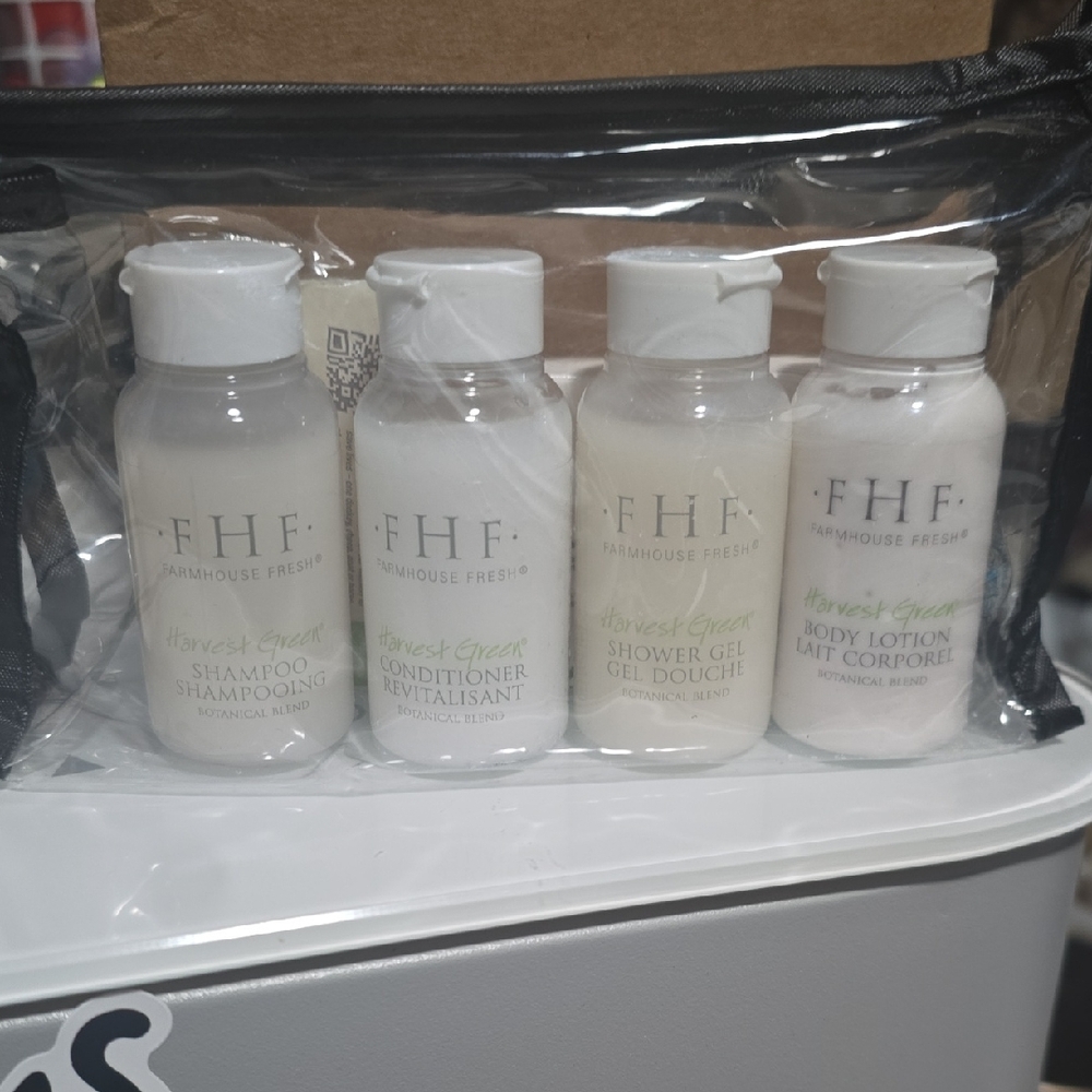 *20 Kit Bundle* Farmhouse Fresh Skincare Travel Amentity Kit